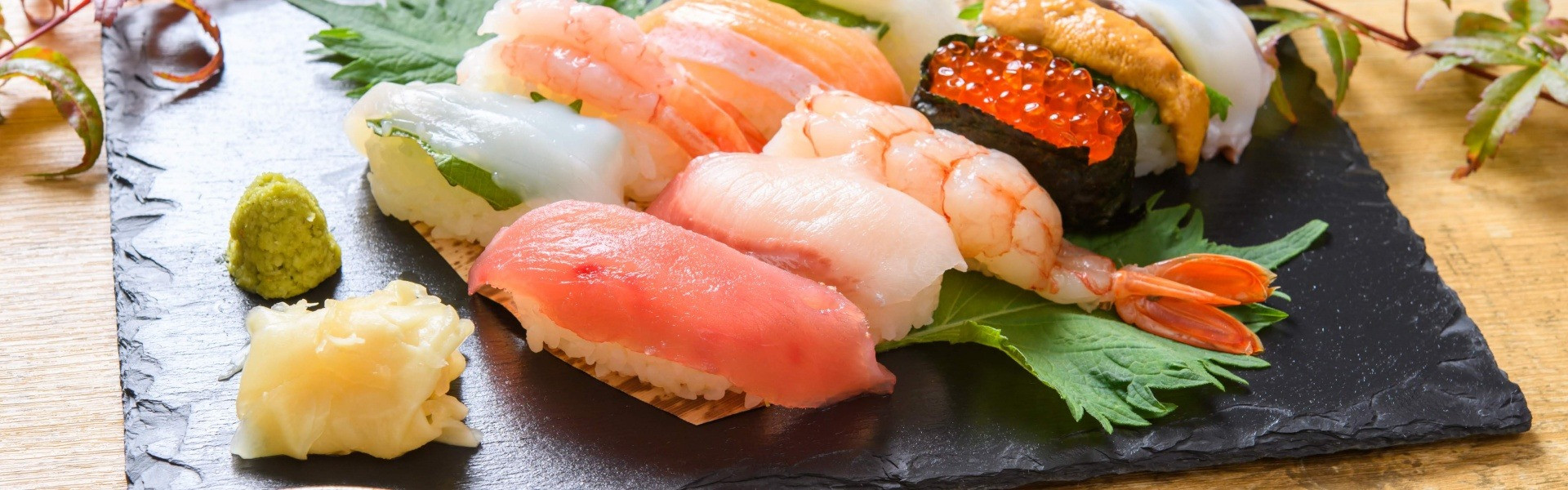 寿司を塩で楽しむ極意と美味しさを引き出す食べ方入門 | コラム | 山梨県甲府の寿司ならすし・うまいもの処 伊津美